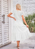 Vestido midi bohemio con mangas voladoras y capas en violeta